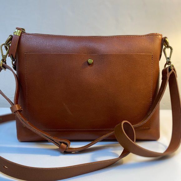 Madewell Handbags - Madewell Transport Crossbody Shoulder Bag - Tan Leather